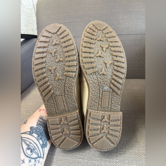 Earth Java White Leather Women’s Penny Loafers NWOT  Size 5 - Picture 4 of 6